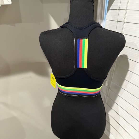 Zumba Fitness Team Talk Scoop Bra - Picture 4 of 5